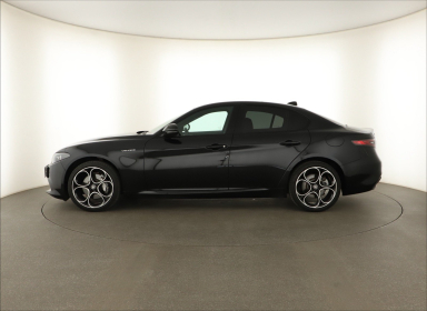 Alfa Romeo Giulia - 2024