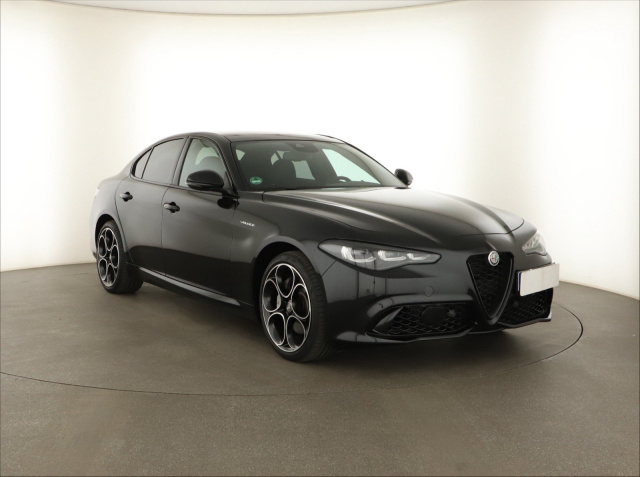 Alfa Romeo Giulia 2024