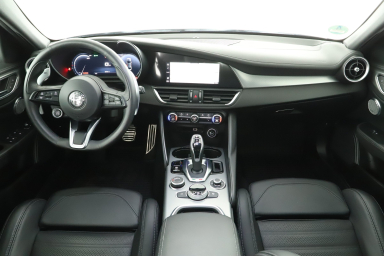 Alfa Romeo Giulia - 2024
