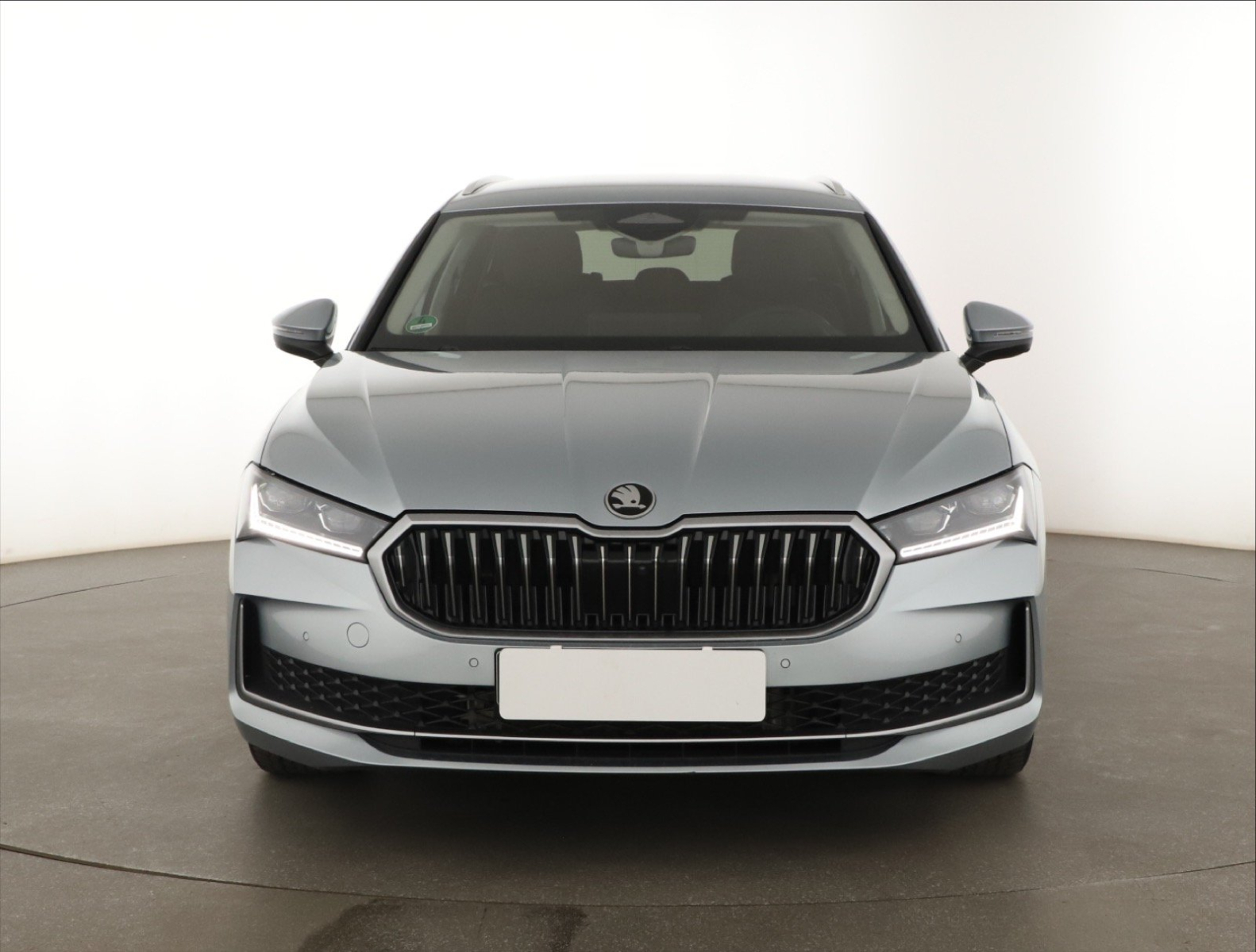 Škoda Superb - 2025