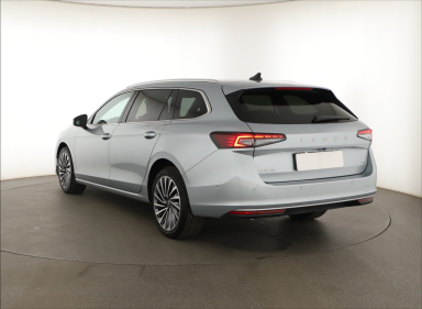 Škoda Superb - 2025
