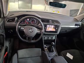 Volkswagen Tiguan - 2019