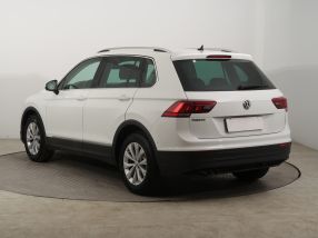 Volkswagen Tiguan - 2019
