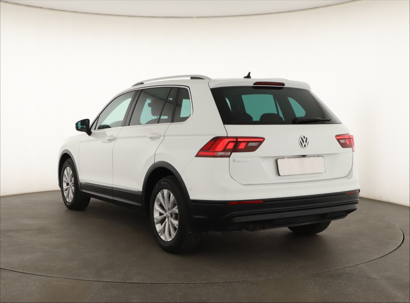 Volkswagen Tiguan, 2019