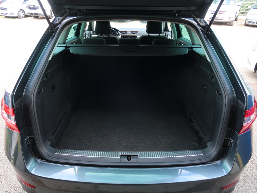 Škoda Superb, 2019