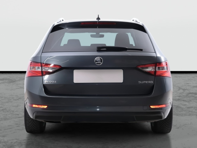 Škoda Superb, 2019
