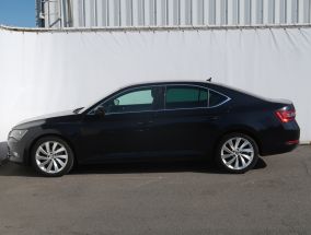 Škoda Superb - 2016