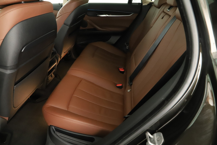 BMW X6, 2015