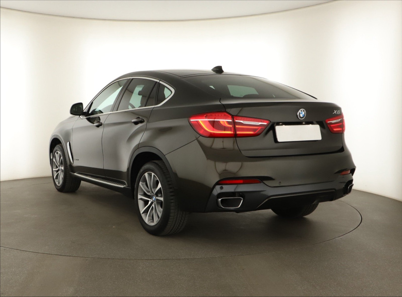 BMW X6, 2015