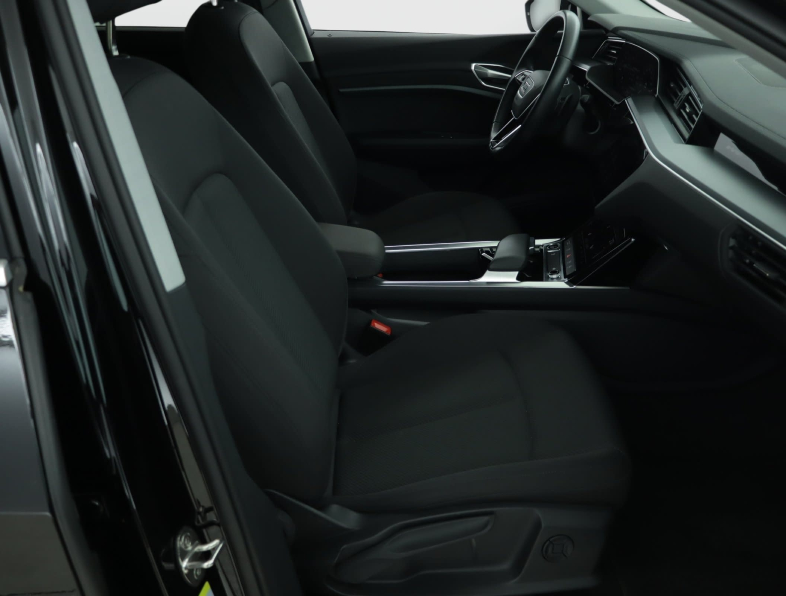 Audi e-tron - 2021