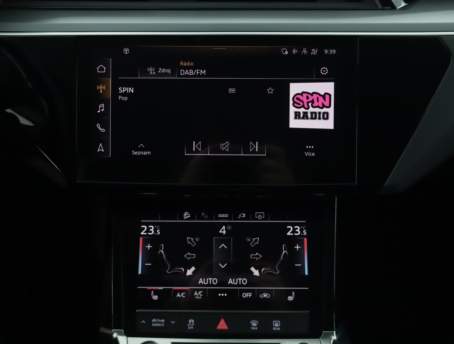Audi e-tron - 2021