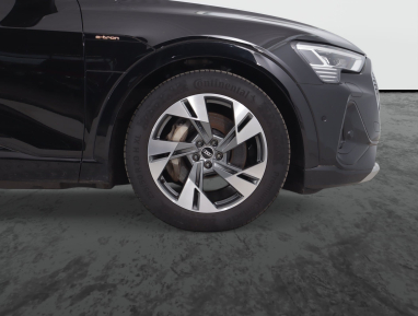 Audi e-tron - 2021