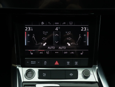 Audi e-tron - 2021