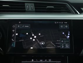 Audi e-tron - 2021