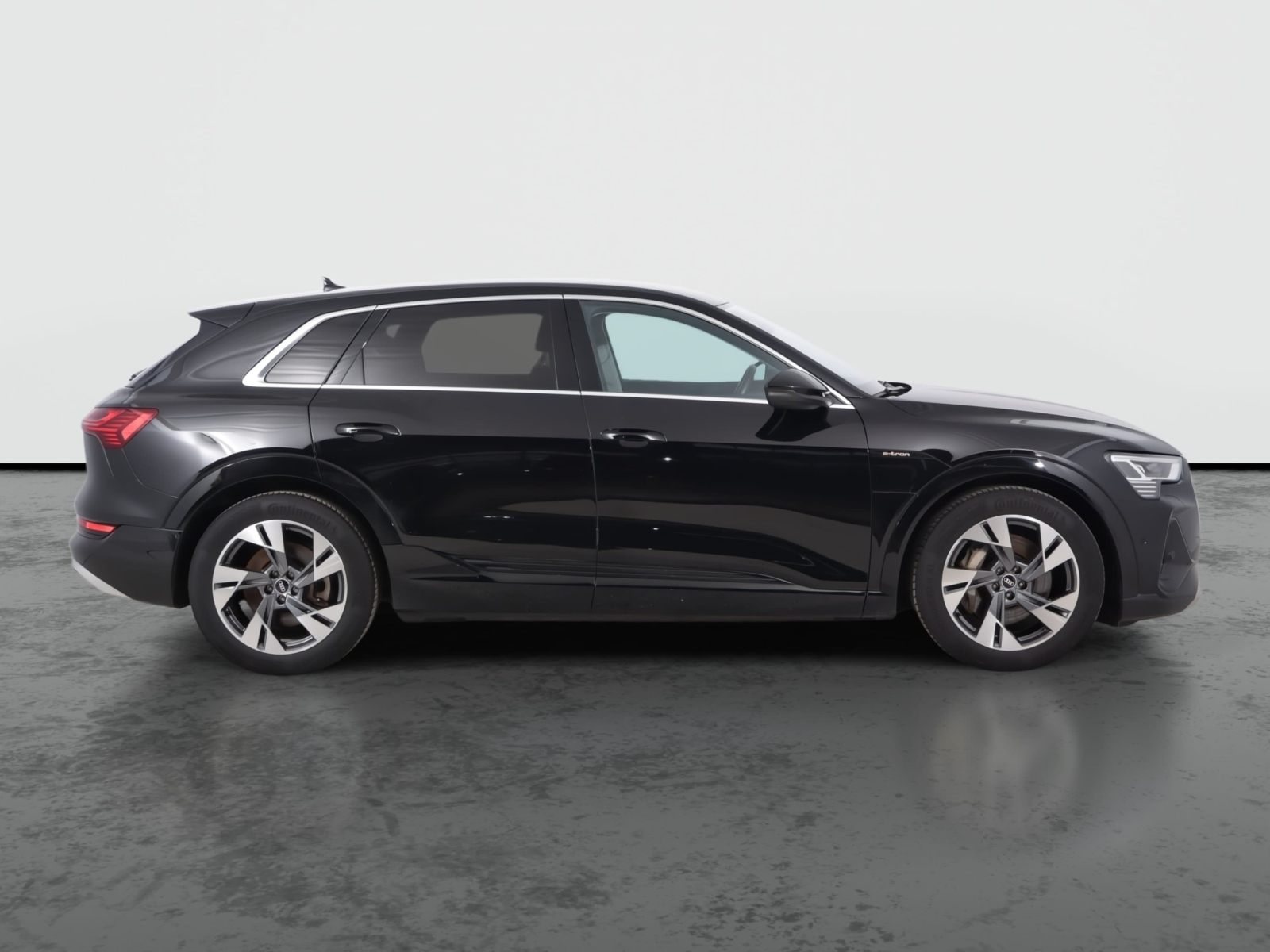 Audi e-tron - 2021