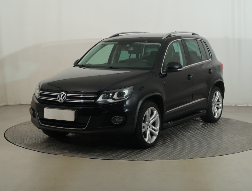 Volkswagen Tiguan, 2012