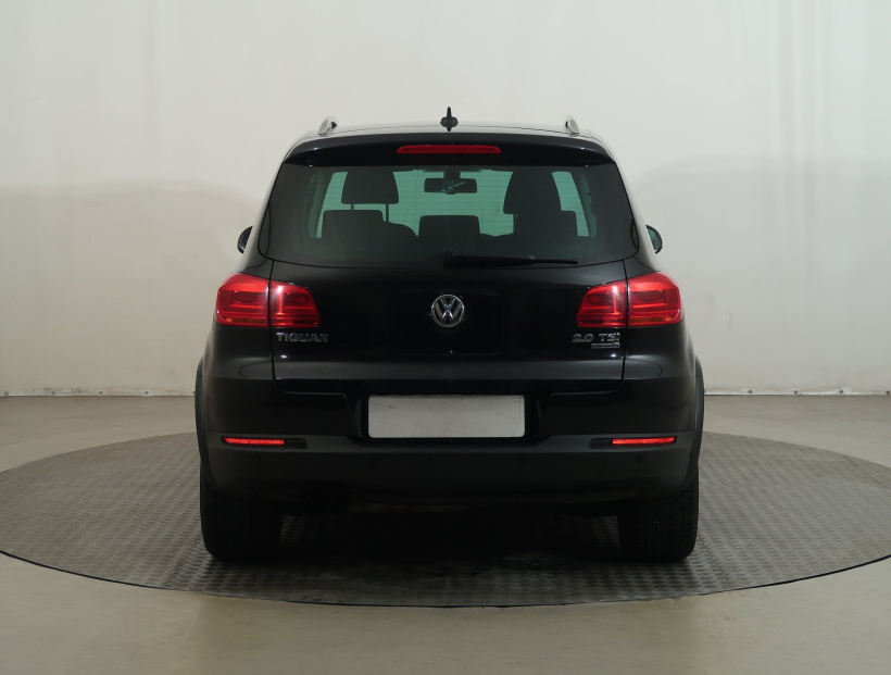 Volkswagen Tiguan, 2012