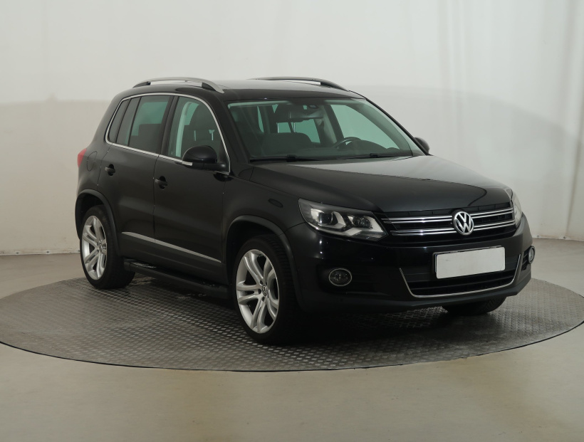 Volkswagen Tiguan, 2012