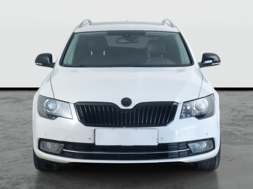 Škoda Superb, 2014