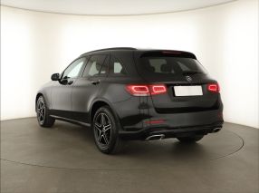 Mercedes-Benz GLC - 2021
