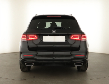 Mercedes-Benz GLC - 2021