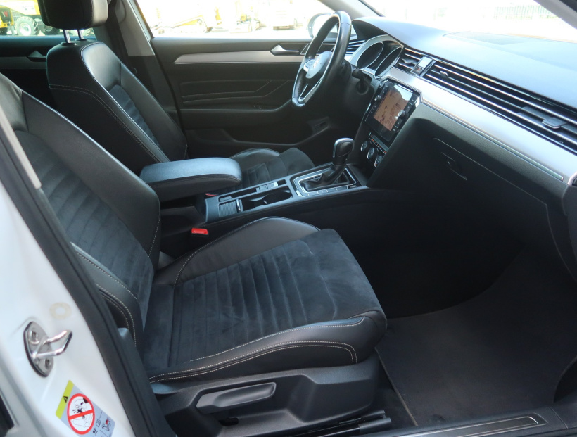 Volkswagen Passat, 2020