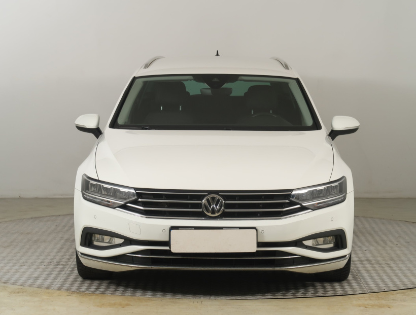Volkswagen Passat, 2020