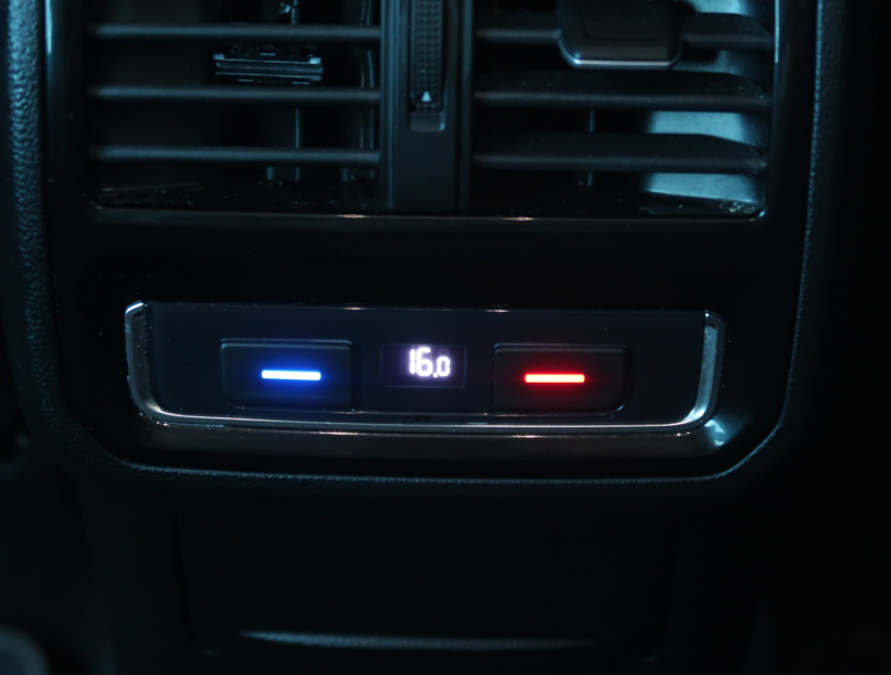 Volkswagen Passat, 2020