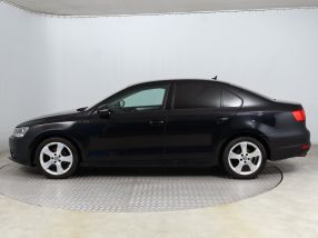 Volkswagen Jetta - 2011