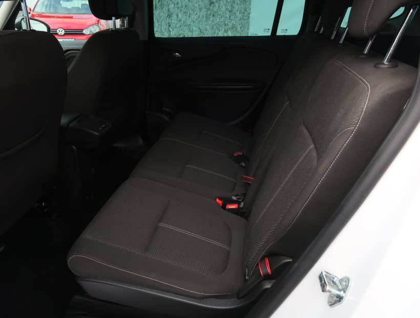 Opel Zafira Tourer, 2013