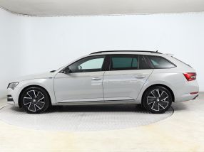 Škoda Superb - 2023