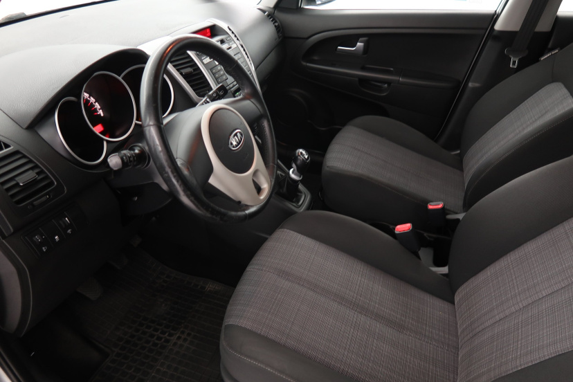 Kia Venga, 2010