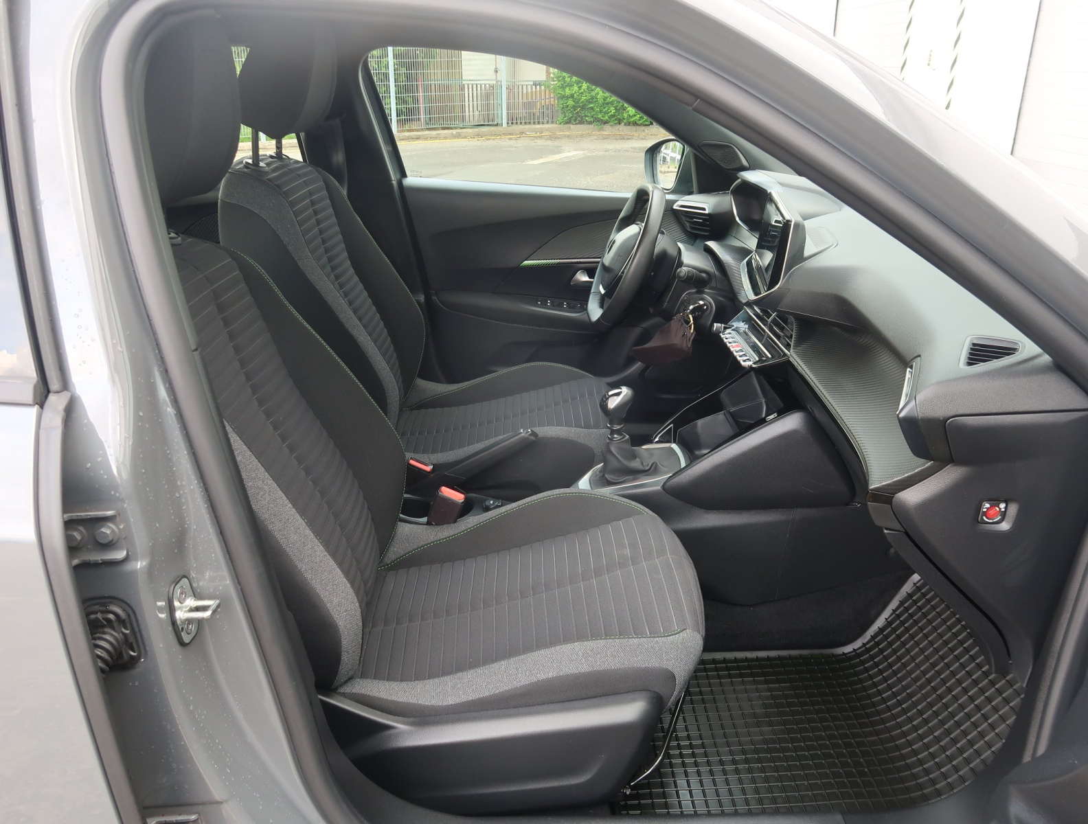 Peugeot 2008 - 2024
