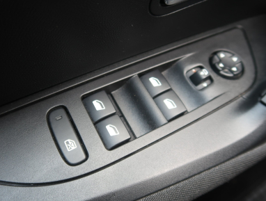 Peugeot 2008 - 2024