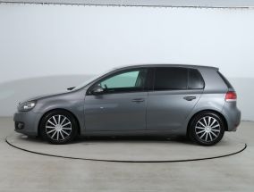 Volkswagen Golf - 2010