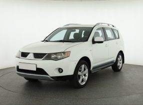 Mitsubishi Outlander - 2009