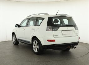 Mitsubishi Outlander - 2009