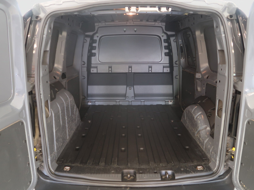 Volkswagen Caddy, 2023