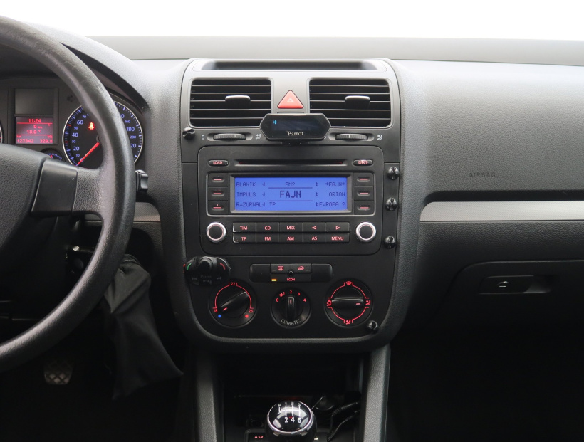 Volkswagen Jetta, 2006