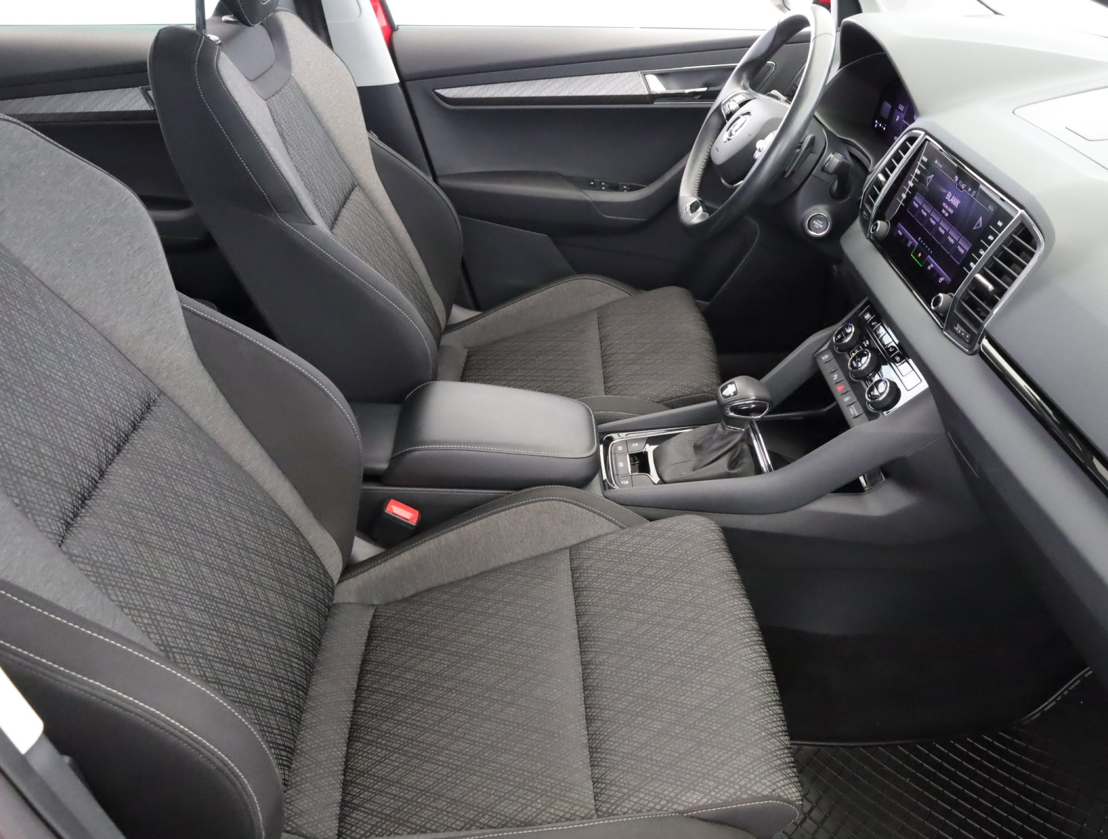 Škoda Karoq - 2023