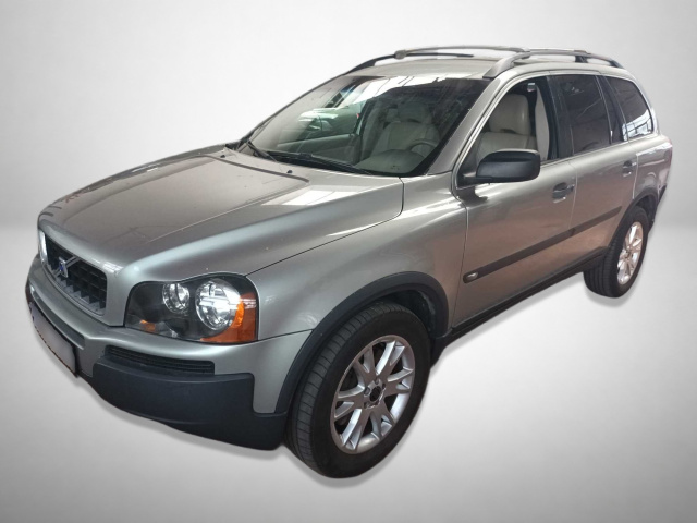 Volvo XC90 2004