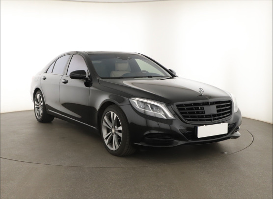 Mercedes-Benz S