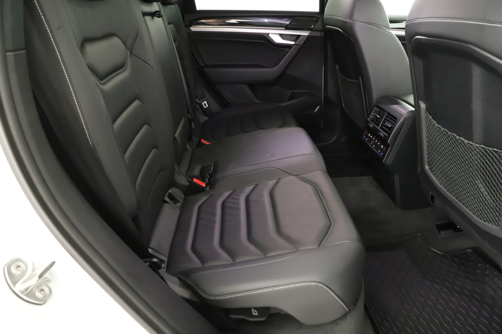 Volkswagen Touareg - 2023
