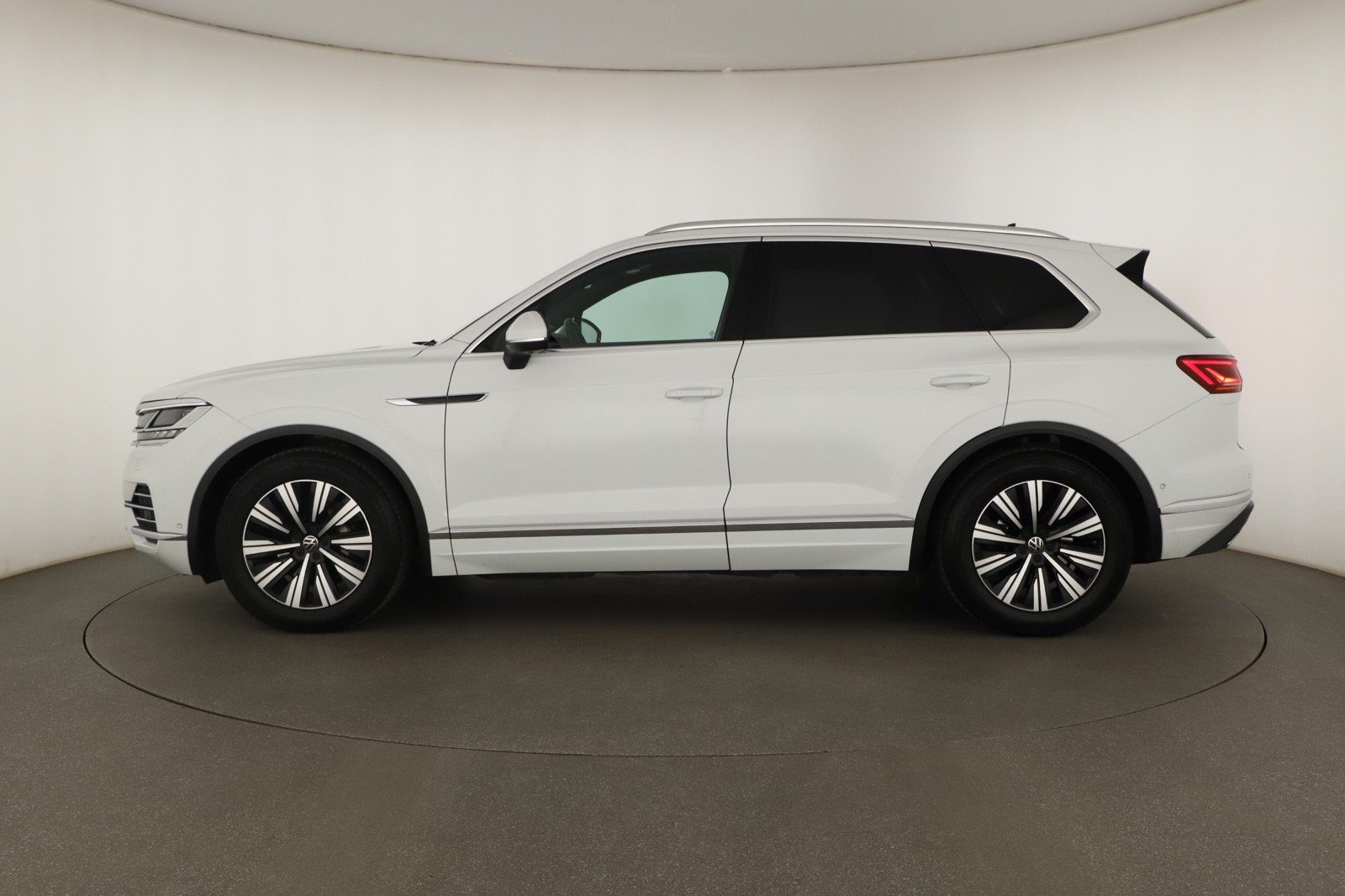 Volkswagen Touareg - 2023