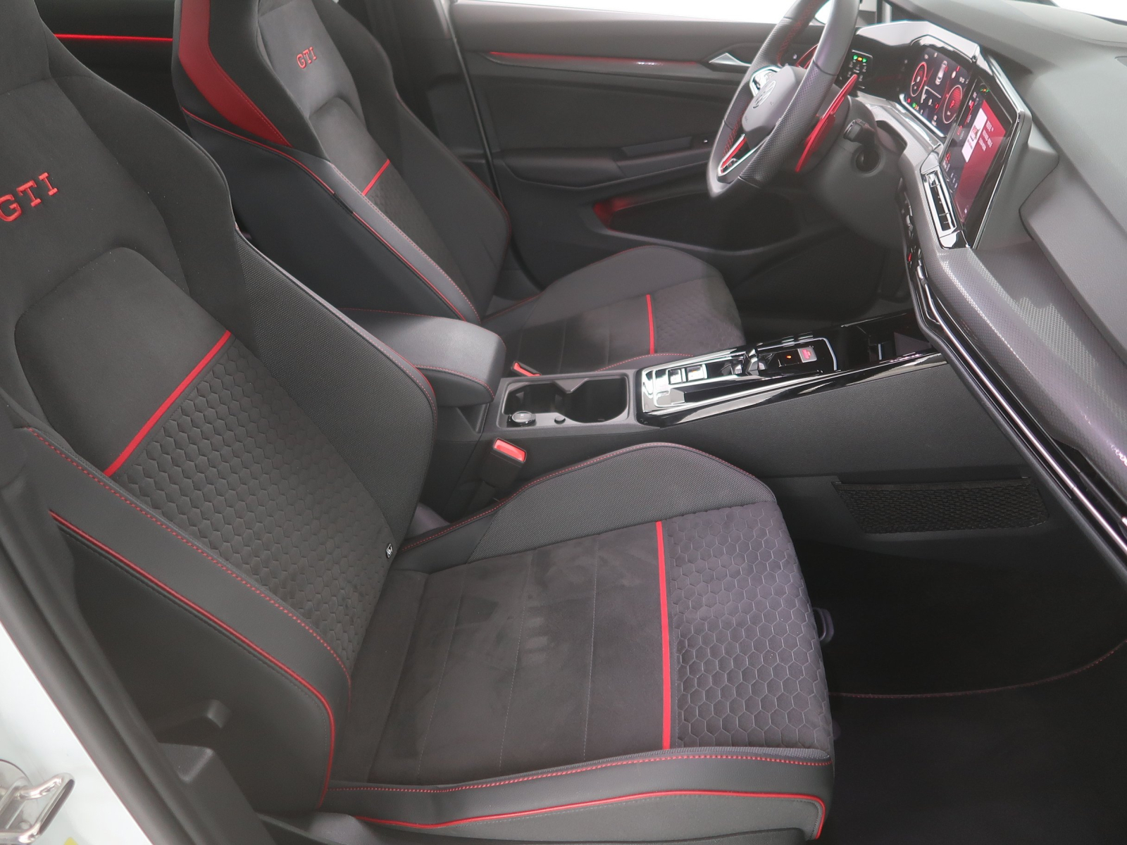 Volkswagen Golf - 2024