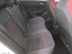 Volkswagen Golf - 2024