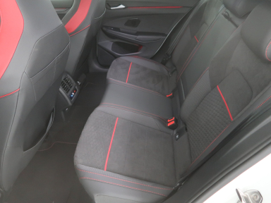 Volkswagen Golf - 2024