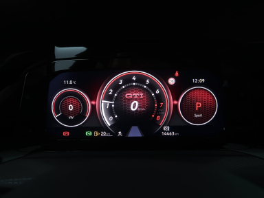 Volkswagen Golf - 2024