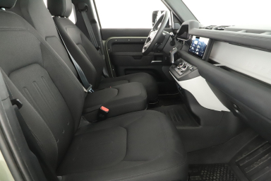 Land Rover Defender - 2021