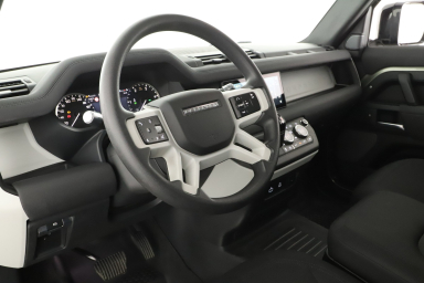 Land Rover Defender - 2021